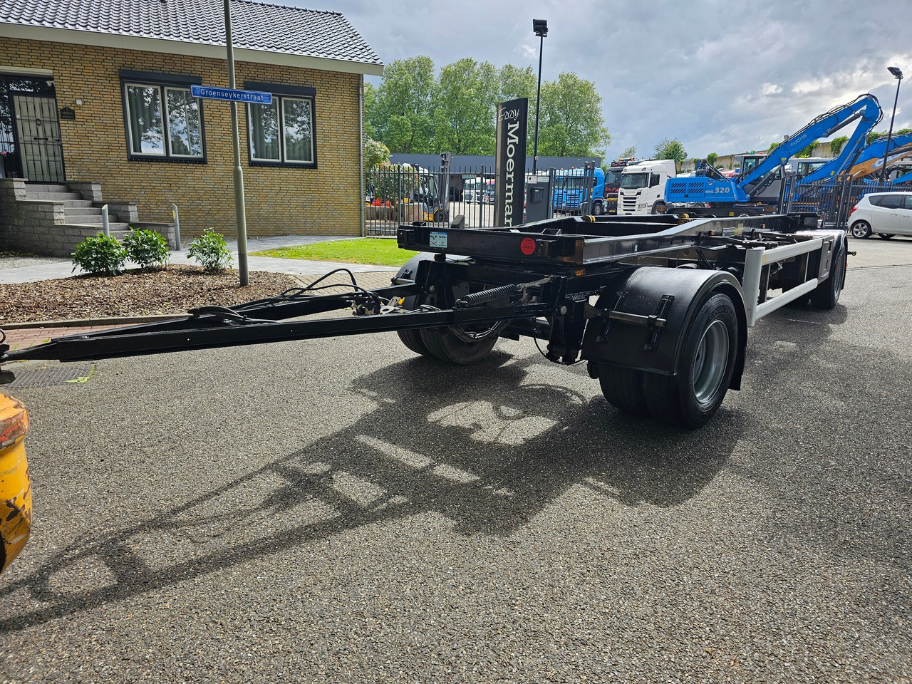 Hüffermann HSA 18.70 With Slide - Abroll/ Samopodizač prikolica: slika Hüffermann HSA 18.70 With Slide - Abroll/ Samopodizač prikolica Hüffermann HSA 18.70 With Slide - Abroll/ Samopodizač prikolica: slika Hüffermann HSA 18.70 With Slide - Abroll/ Samopodizač prikolica