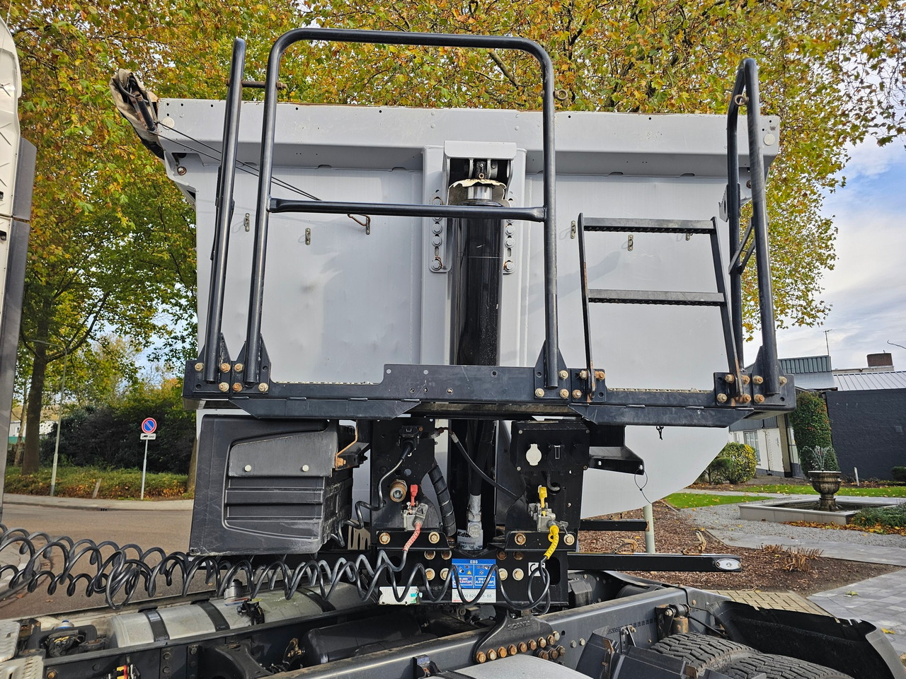 Kögel SKM24 - Kiper poluprikolica: slika Kögel SKM24 - Kiper poluprikolica Kögel SKM24 - Kiper poluprikolica: slika Kögel SKM24 - Kiper poluprikolica