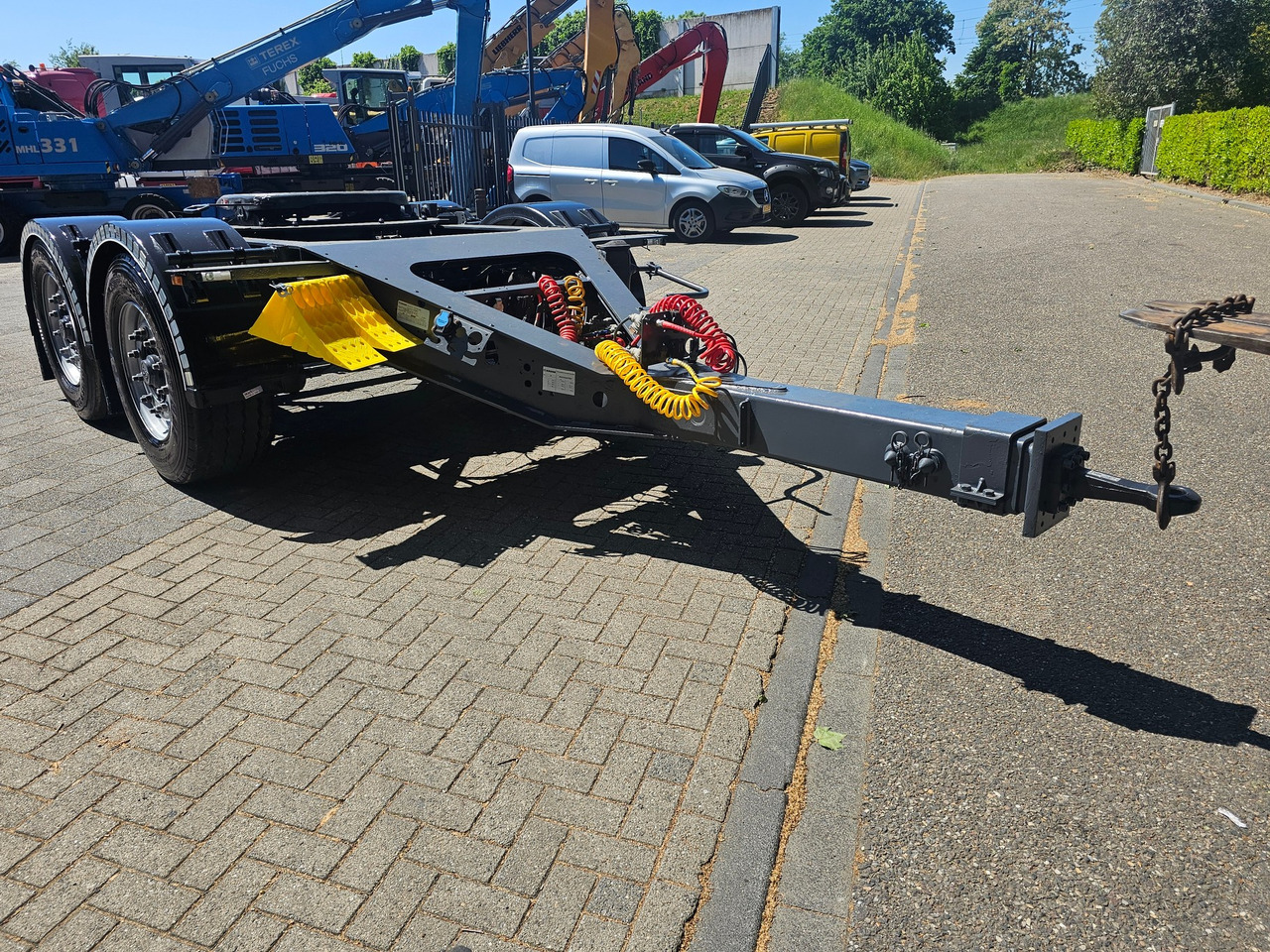 Krone ZZ 18 With LZV Approval - Dolly prikolica: slika Krone ZZ 18 With LZV Approval - Dolly prikolica Krone ZZ 18 With LZV Approval - Dolly prikolica: slika Krone ZZ 18 With LZV Approval - Dolly prikolica