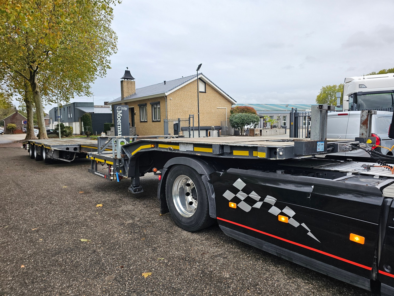 Meusburger MTS-3 - Poluprikolica s niskim utovarivačem: slika Meusburger MTS-3 - Poluprikolica s niskim utovarivačem Meusburger MTS-3 - Poluprikolica s niskim utovarivačem: slika Meusburger MTS-3 - Poluprikolica s niskim utovarivačem