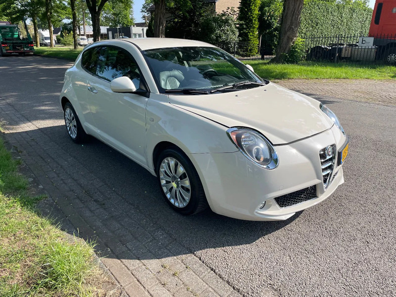 Zakup Alfa Romeo MiTo ALFA MITO Diesel ZEER MOOI Alfa Romeo MiTo ALFA MITO Diesel ZEER MOOI: slika Zakup Alfa Romeo MiTo ALFA MITO Diesel ZEER MOOI Alfa Romeo MiTo ALFA MITO Diesel ZEER MOOI