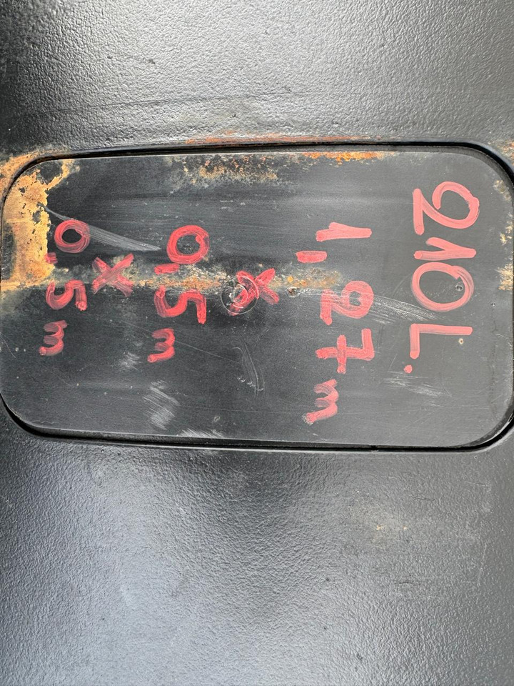 FUEL TANK MERCEDES AXOR - Spremnik goriva: slika FUEL TANK MERCEDES AXOR - Spremnik goriva FUEL TANK MERCEDES AXOR - Spremnik goriva: slika FUEL TANK MERCEDES AXOR - Spremnik goriva