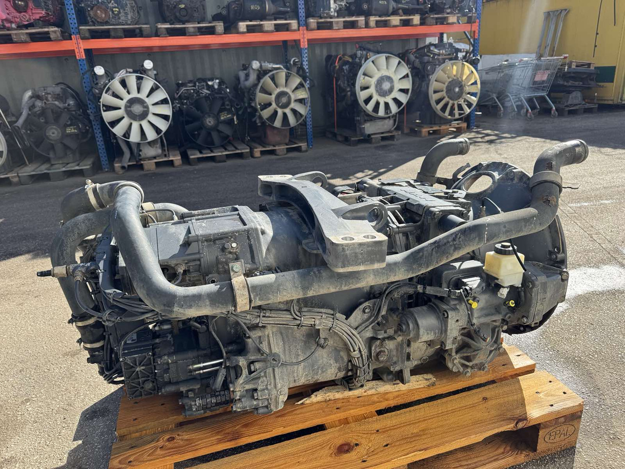 GEARBOX TIPMATIC MAN TGX - Prijenos: slika GEARBOX TIPMATIC MAN TGX - Prijenos GEARBOX TIPMATIC MAN TGX - Prijenos: slika GEARBOX TIPMATIC MAN TGX - Prijenos