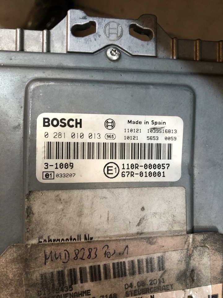 MAN TGA ENGINE CONTROL TGA - Upravljačka jedinica (ECU) za Kamion: slika MAN TGA ENGINE CONTROL TGA - Upravljačka jedinica (ECU) za Kamion MAN TGA ENGINE CONTROL TGA - Upravljačka jedinica (ECU) za Kamion: slika MAN TGA ENGINE CONTROL TGA - Upravljačka jedinica (ECU) za Kamion