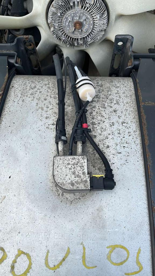 MERCEDES-BENZ,MAN ACTROS MP4,TGA,TGX - Spremnik goriva za Kamion: slika MERCEDES-BENZ,MAN ACTROS MP4,TGA,TGX - Spremnik goriva za Kamion MERCEDES-BENZ,MAN ACTROS MP4,TGA,TGX - Spremnik goriva za Kamion: slika MERCEDES-BENZ,MAN ACTROS MP4,TGA,TGX - Spremnik goriva za Kamion