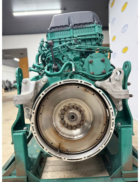 Volvo D13K460L - Motor: slika Volvo D13K460L - Motor Volvo D13K460L - Motor: slika Volvo D13K460L - Motor