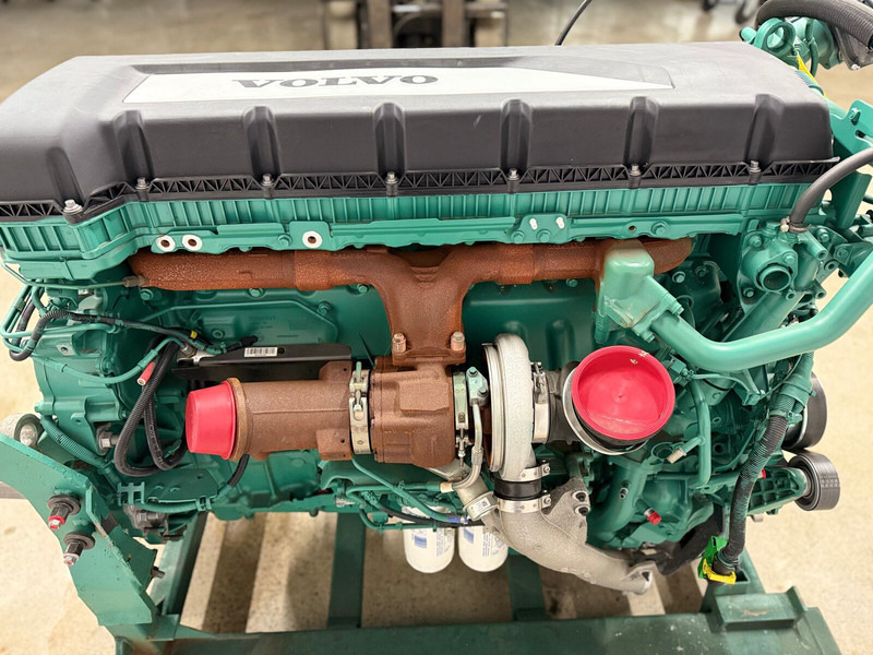 Volvo D13K460L - Motor: slika Volvo D13K460L - Motor Volvo D13K460L - Motor: slika Volvo D13K460L - Motor