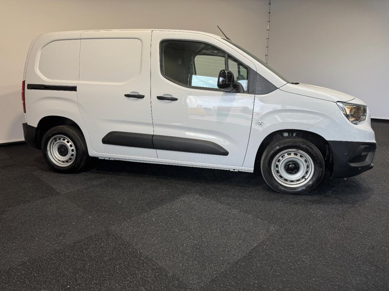 Opel COMBO 1.5 Blue HDI 100 S&S Airco Navigatie Apple car play 3 zits - Mali kombi: slika Opel COMBO 1.5 Blue HDI 100 S&S Airco Navigatie Apple car play 3 zits - Mali kombi Opel COMBO 1.5 Blue HDI 100 S&S Airco Navigatie Apple car play 3 zits - Mali kombi: slika Opel COMBO 1.5 Blue HDI 100 S&S Airco Navigatie Apple car play 3 zits - Mali kombi