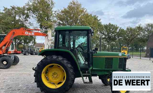 John Deere 6100 - Traktor: slika John Deere 6100 - Traktor John Deere 6100 - Traktor: slika John Deere 6100 - Traktor