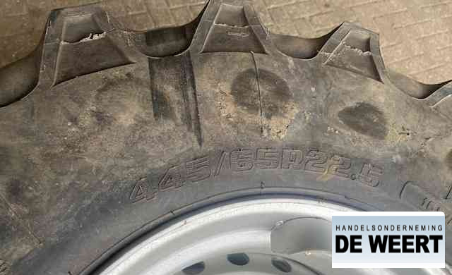 Magni 445/65R22.5 - Gume i felge za Poljoprivredni strojevi: slika Magni 445/65R22.5 - Gume i felge za Poljoprivredni strojevi Magni 445/65R22.5 - Gume i felge za Poljoprivredni strojevi: slika Magni 445/65R22.5 - Gume i felge za Poljoprivredni strojevi
