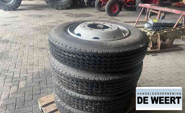 Michelin 9R22.5 , 9 R 22.5 - Gume i felge za Poljoprivredni strojevi: slika Michelin 9R22.5 , 9 R 22.5 - Gume i felge za Poljoprivredni strojevi Michelin 9R22.5 , 9 R 22.5 - Gume i felge za Poljoprivredni strojevi: slika Michelin 9R22.5 , 9 R 22.5 - Gume i felge za Poljoprivredni strojevi