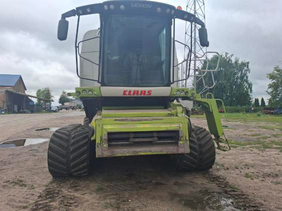 CLAAS LEXION 670 - Kombajn za žetvu: slika CLAAS LEXION 670 - Kombajn za žetvu CLAAS LEXION 670 - Kombajn za žetvu: slika CLAAS LEXION 670 - Kombajn za žetvu