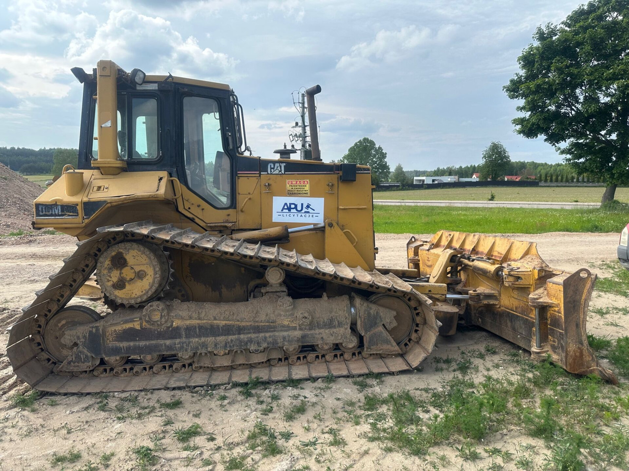 Caterpillar D6M LGP - Buldožer: slika Caterpillar D6M LGP - Buldožer Caterpillar D6M LGP - Buldožer: slika Caterpillar D6M LGP - Buldožer