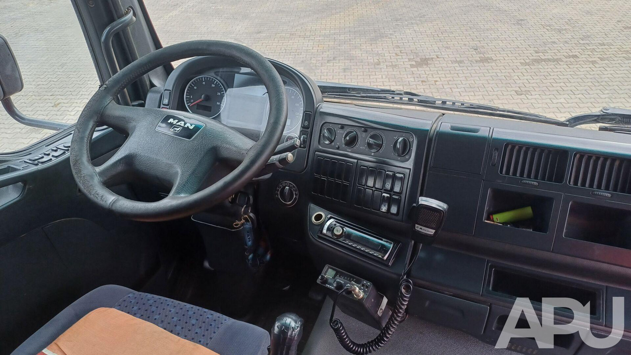 Kiper MAN TGA 41.440 8×8: slika Kiper MAN TGA 41.440 8×8 Kiper MAN TGA 41.440 8×8: slika Kiper MAN TGA 41.440 8×8