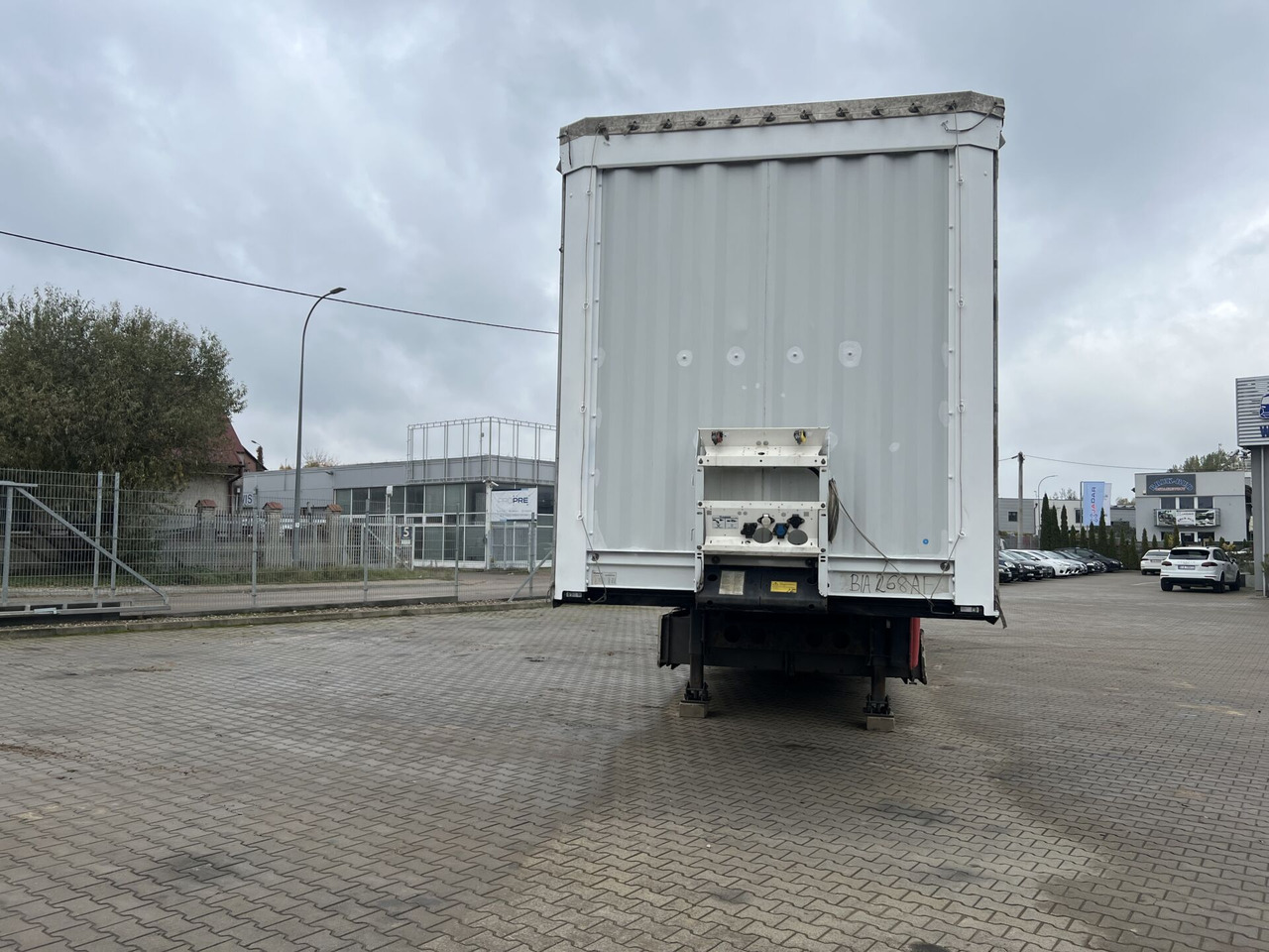 Poluprikolica s ceradom Naczepa ciężarowa KRONE: slika Poluprikolica s ceradom Naczepa ciężarowa KRONE