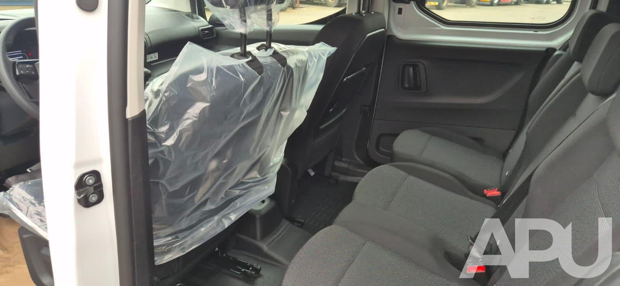 TOYOTA Proace City MC24 - Dostavno vozilo s dvostrukom kabinom: slika TOYOTA Proace City MC24 - Dostavno vozilo s dvostrukom kabinom TOYOTA Proace City MC24 - Dostavno vozilo s dvostrukom kabinom: slika TOYOTA Proace City MC24 - Dostavno vozilo s dvostrukom kabinom