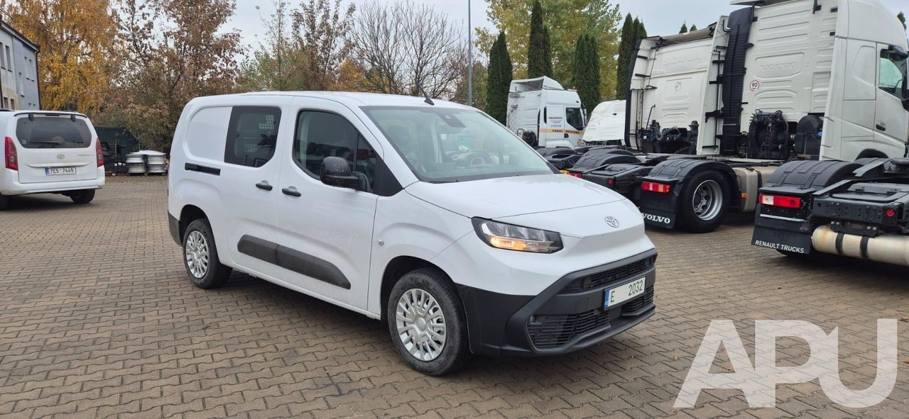 TOYOTA Proace City MC24 - Dostavno vozilo s dvostrukom kabinom: slika TOYOTA Proace City MC24 - Dostavno vozilo s dvostrukom kabinom TOYOTA Proace City MC24 - Dostavno vozilo s dvostrukom kabinom: slika TOYOTA Proace City MC24 - Dostavno vozilo s dvostrukom kabinom