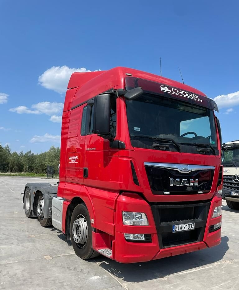 MAN TGX 26.440 - Tegljač: slika MAN TGX 26.440 - Tegljač MAN TGX 26.440 - Tegljač: slika MAN TGX 26.440 - Tegljač