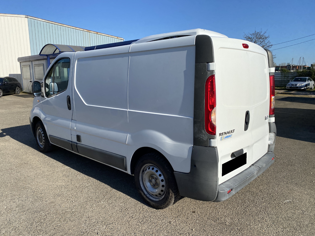 RENAULT trafic frigo - Dostavno vozilo hladnjača: slika RENAULT trafic frigo - Dostavno vozilo hladnjača RENAULT trafic frigo - Dostavno vozilo hladnjača: slika RENAULT trafic frigo - Dostavno vozilo hladnjača
