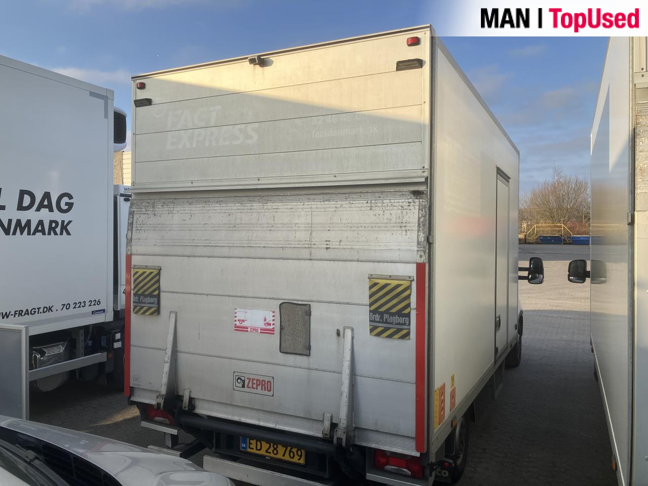 IVECO 35S16 - Dostavno vozilo sa zatvorenim sandukom: slika IVECO 35S16 - Dostavno vozilo sa zatvorenim sandukom IVECO 35S16 - Dostavno vozilo sa zatvorenim sandukom: slika IVECO 35S16 - Dostavno vozilo sa zatvorenim sandukom