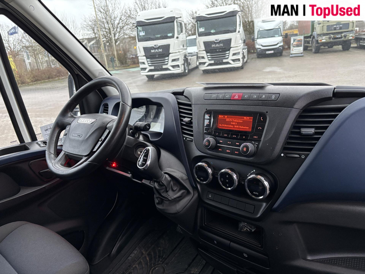 IVECO 35S16 - Dostavno vozilo sa zatvorenim sandukom: slika IVECO 35S16 - Dostavno vozilo sa zatvorenim sandukom IVECO 35S16 - Dostavno vozilo sa zatvorenim sandukom: slika IVECO 35S16 - Dostavno vozilo sa zatvorenim sandukom