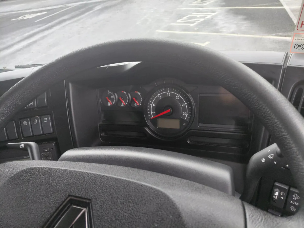 2019 Renault D 12T - Kamion sandučar: slika 2019 Renault D 12T - Kamion sandučar 2019 Renault D 12T - Kamion sandučar: slika 2019 Renault D 12T - Kamion sandučar