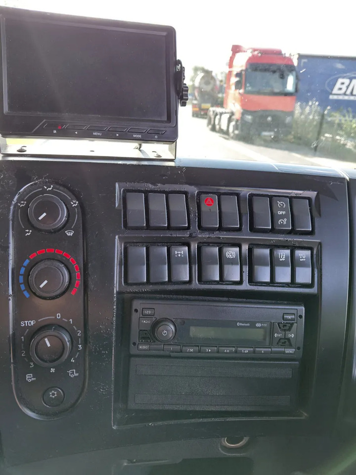 2019 Renault D 18T - Kamion sandučar: slika 2019 Renault D 18T - Kamion sandučar 2019 Renault D 18T - Kamion sandučar: slika 2019 Renault D 18T - Kamion sandučar