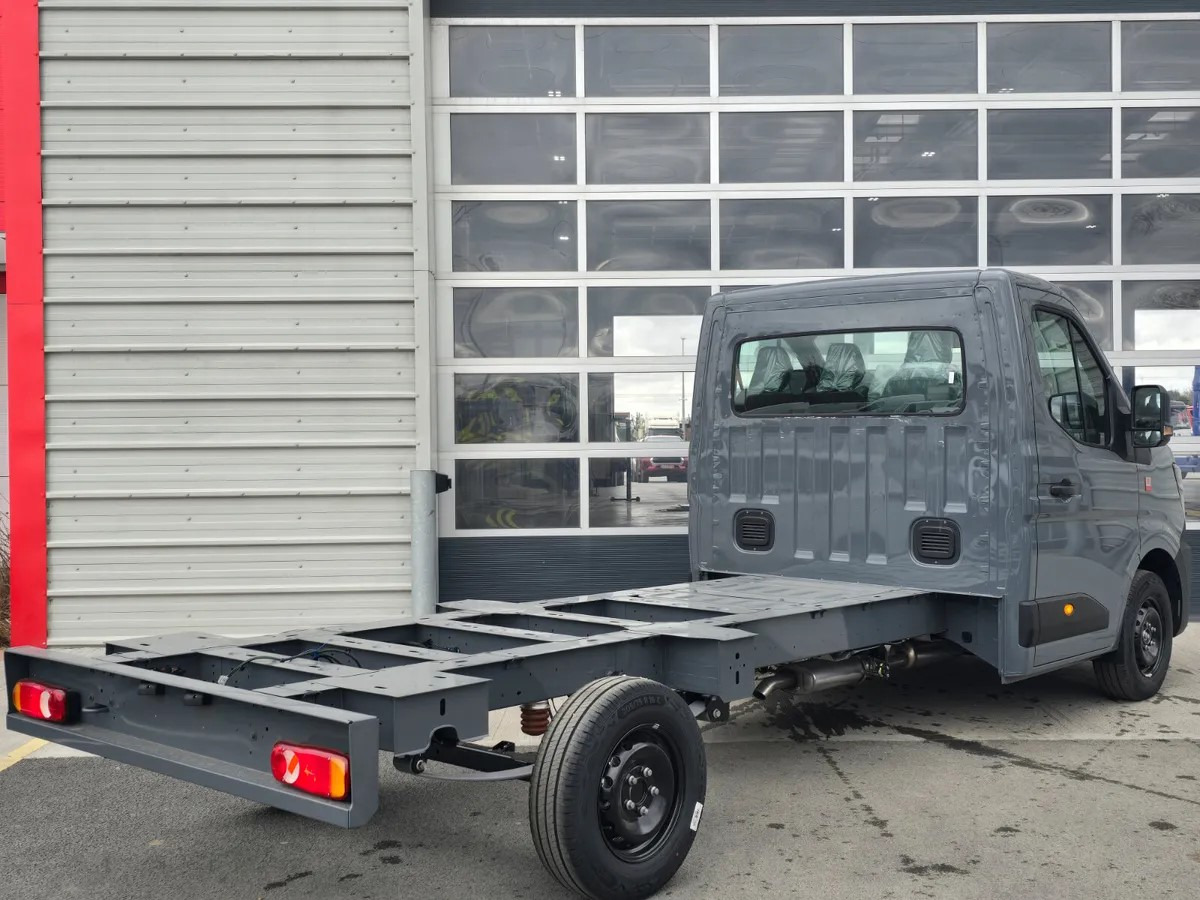 2025 Renault Master Chassis and Cab 170BHP - Kamion-šasija: slika 2025 Renault Master Chassis and Cab 170BHP - Kamion-šasija 2025 Renault Master Chassis and Cab 170BHP - Kamion-šasija: slika 2025 Renault Master Chassis and Cab 170BHP - Kamion-šasija