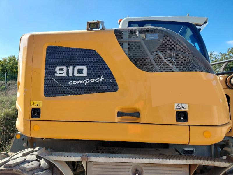 Liebherr A910 A910 - Bager na kotačima: slika Liebherr A910 A910 - Bager na kotačima Liebherr A910 A910 - Bager na kotačima: slika Liebherr A910 A910 - Bager na kotačima