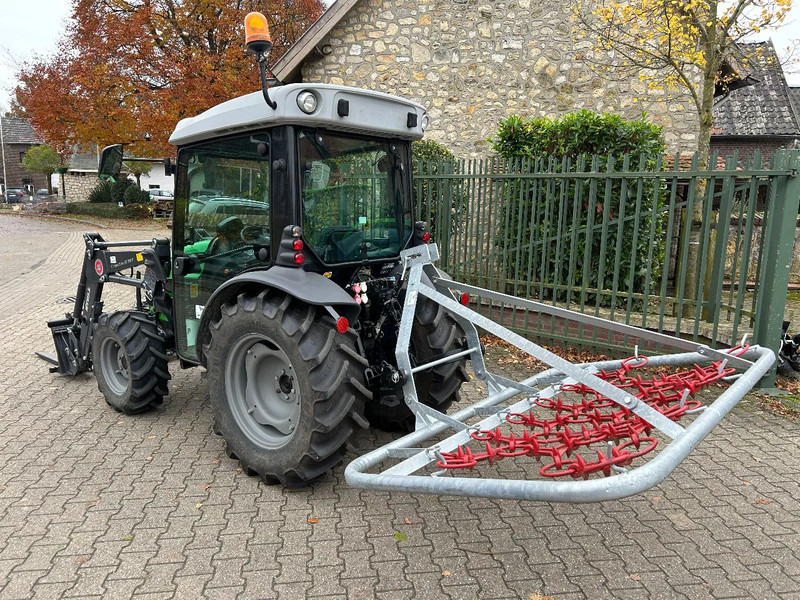 Deutz Agrokid 230 + Stoll frontlader - Mali traktor: slika Deutz Agrokid 230 + Stoll frontlader - Mali traktor Deutz Agrokid 230 + Stoll frontlader - Mali traktor: slika Deutz Agrokid 230 + Stoll frontlader - Mali traktor