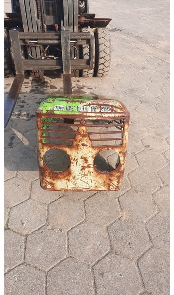 Deutz-Fahr 4006-5206 - Hauba za Poljoprivredni strojevi: slika Deutz-Fahr 4006-5206 - Hauba za Poljoprivredni strojevi Deutz-Fahr 4006-5206 - Hauba za Poljoprivredni strojevi: slika Deutz-Fahr 4006-5206 - Hauba za Poljoprivredni strojevi