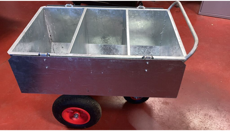 Horsmans verzinkte Voerwagen Voerkar - Oprema za stoku: slika Horsmans verzinkte Voerwagen Voerkar - Oprema za stoku Horsmans verzinkte Voerwagen Voerkar - Oprema za stoku: slika Horsmans verzinkte Voerwagen Voerkar - Oprema za stoku