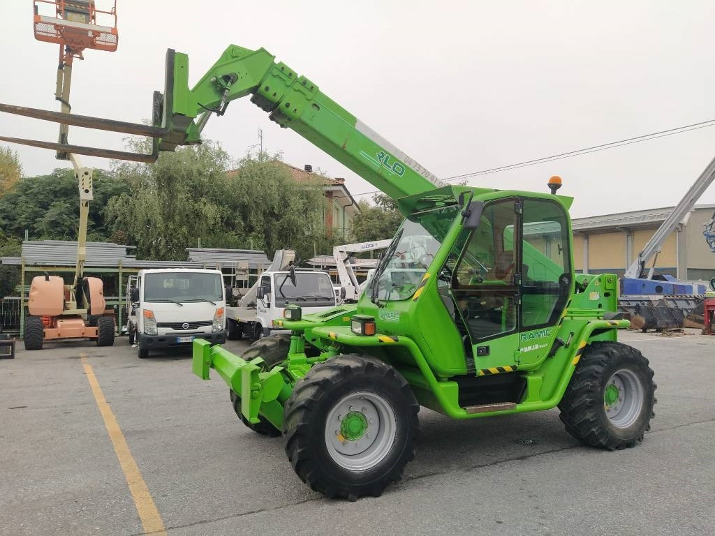 Teleskopski rukovatelj Merlo 38.12: slika Teleskopski rukovatelj Merlo 38.12