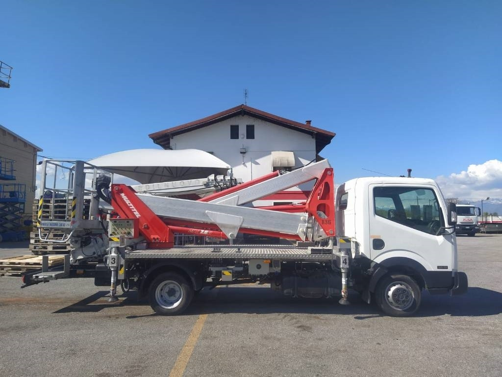 Multitel MX 250 - Podizna platforma montirana na kamion: slika Multitel MX 250 - Podizna platforma montirana na kamion Multitel MX 250 - Podizna platforma montirana na kamion: slika Multitel MX 250 - Podizna platforma montirana na kamion