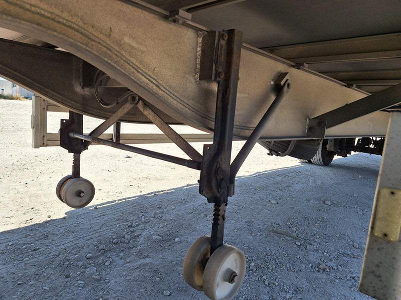 Poluprikolica s ceradom Bachli LS 165 - BE Pritsche + Plane semi-trailer: slika Poluprikolica s ceradom Bachli LS 165 - BE Pritsche + Plane semi-trailer Poluprikolica s ceradom Bachli LS 165 - BE Pritsche + Plane semi-trailer: slika Poluprikolica s ceradom Bachli LS 165 - BE Pritsche + Plane semi-trailer