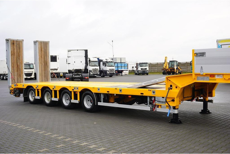 Poluprikolica s niskim utovarivačem Bodex / NISKOPODWOZIOWA / 4 OSIE / NAJAZDY / 2 X OŚ SKRĘTNA / DMC 65 0: slika Poluprikolica s niskim utovarivačem Bodex / NISKOPODWOZIOWA / 4 OSIE / NAJAZDY / 2 X OŚ SKRĘTNA / DMC 65 0