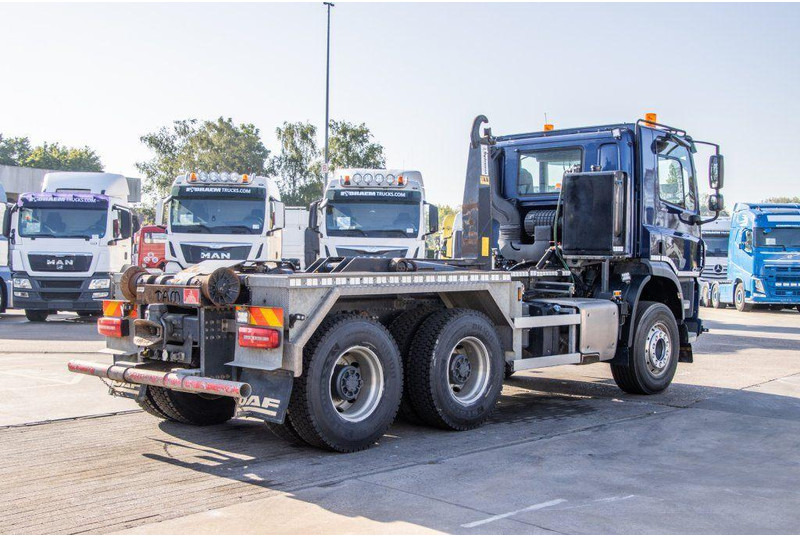 DAF CF 450 - Kamion s kukastom dizalicom: slika DAF CF 450 - Kamion s kukastom dizalicom DAF CF 450 - Kamion s kukastom dizalicom: slika DAF CF 450 - Kamion s kukastom dizalicom