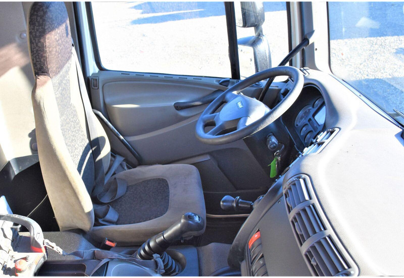 Kamion s otvorenim sandukom, Kamion s kranom DAF CF 75.360: slika Kamion s otvorenim sandukom, Kamion s kranom DAF CF 75.360 Kamion s otvorenim sandukom, Kamion s kranom DAF CF 75.360: slika Kamion s otvorenim sandukom, Kamion s kranom DAF CF 75.360