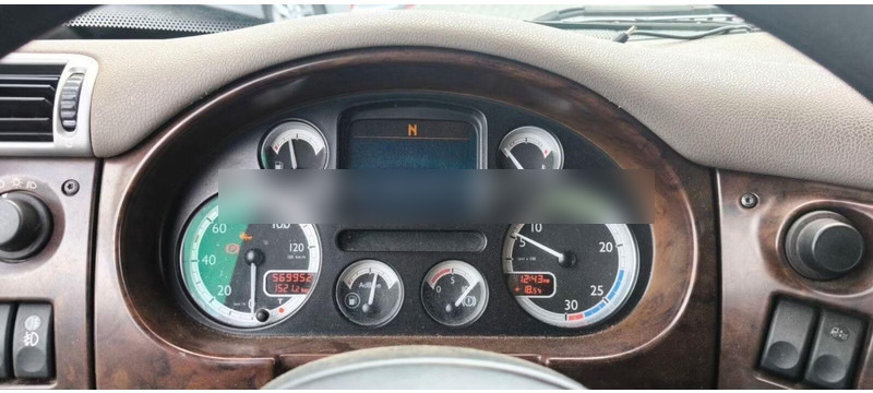 DAF CF 75.360 - Pritsche - Kamion s otvorenim sandukom: slika DAF CF 75.360 - Pritsche - Kamion s otvorenim sandukom DAF CF 75.360 - Pritsche - Kamion s otvorenim sandukom: slika DAF CF 75.360 - Pritsche - Kamion s otvorenim sandukom