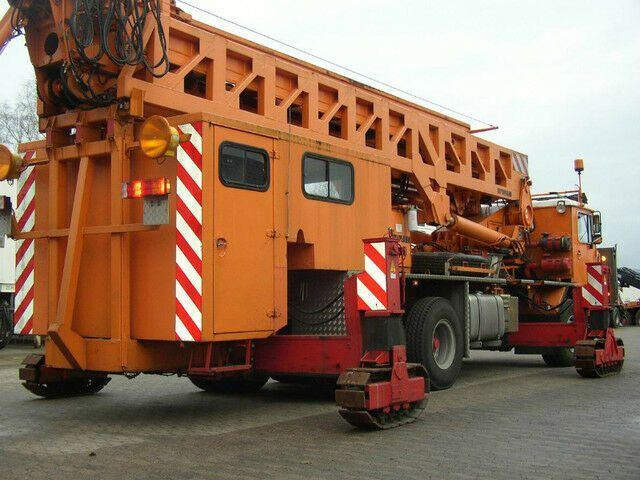 Faun TF00.81/52 Emelőkosaras 28m - Podizna platforma montirana na kamion: slika Faun TF00.81/52 Emelőkosaras 28m - Podizna platforma montirana na kamion Faun TF00.81/52 Emelőkosaras 28m - Podizna platforma montirana na kamion: slika Faun TF00.81/52 Emelőkosaras 28m - Podizna platforma montirana na kamion