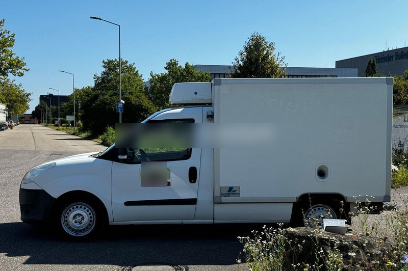 Fiat Doblò Multijet 1,6 Mit Relec Froid TR32 Bis-22°C - Dostavno vozilo hladnjača: slika Fiat Doblò Multijet 1,6 Mit Relec Froid TR32 Bis-22°C - Dostavno vozilo hladnjača Fiat Doblò Multijet 1,6 Mit Relec Froid TR32 Bis-22°C - Dostavno vozilo hladnjača: slika Fiat Doblò Multijet 1,6 Mit Relec Froid TR32 Bis-22°C - Dostavno vozilo hladnjača