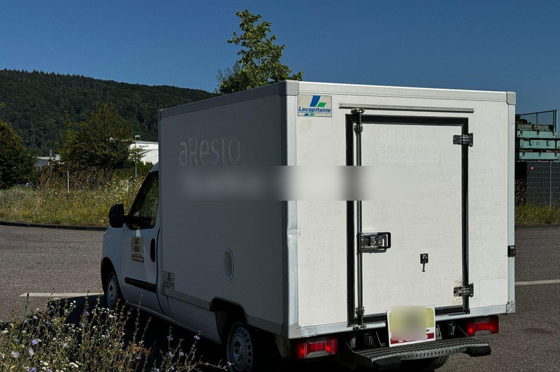 Fiat Doblò Multijet 1,6 Mit Relec Froid TR32 Bis-22°C - Dostavno vozilo hladnjača: slika Fiat Doblò Multijet 1,6 Mit Relec Froid TR32 Bis-22°C - Dostavno vozilo hladnjača Fiat Doblò Multijet 1,6 Mit Relec Froid TR32 Bis-22°C - Dostavno vozilo hladnjača: slika Fiat Doblò Multijet 1,6 Mit Relec Froid TR32 Bis-22°C - Dostavno vozilo hladnjača