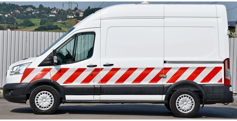 Ford Transit 2.2 * Kastenwagen * 4x4 - Dostavno vozilo s ravnom platformom: slika Ford Transit 2.2 * Kastenwagen * 4x4 - Dostavno vozilo s ravnom platformom Ford Transit 2.2 * Kastenwagen * 4x4 - Dostavno vozilo s ravnom platformom: slika Ford Transit 2.2 * Kastenwagen * 4x4 - Dostavno vozilo s ravnom platformom