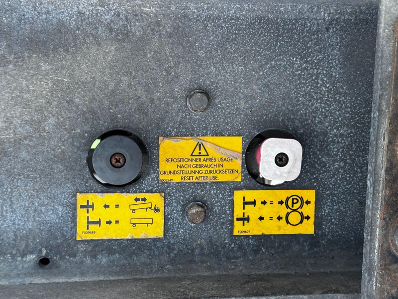 Poluprikolica hladnjača Fruehauf: slika Poluprikolica hladnjača Fruehauf Poluprikolica hladnjača Fruehauf: slika Poluprikolica hladnjača Fruehauf