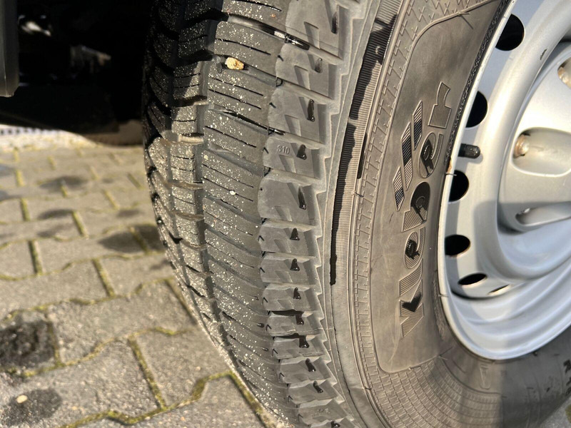 Isuzu Satellite 4X4 Kontener Chłodnia/Mroźnia + 230V ThermoKing - Dostavno vozilo hladnjača: slika Isuzu Satellite 4X4 Kontener Chłodnia/Mroźnia + 230V ThermoKing - Dostavno vozilo hladnjača Isuzu Satellite 4X4 Kontener Chłodnia/Mroźnia + 230V ThermoKing - Dostavno vozilo hladnjača: slika Isuzu Satellite 4X4 Kontener Chłodnia/Mroźnia + 230V ThermoKing - Dostavno vozilo hladnjača