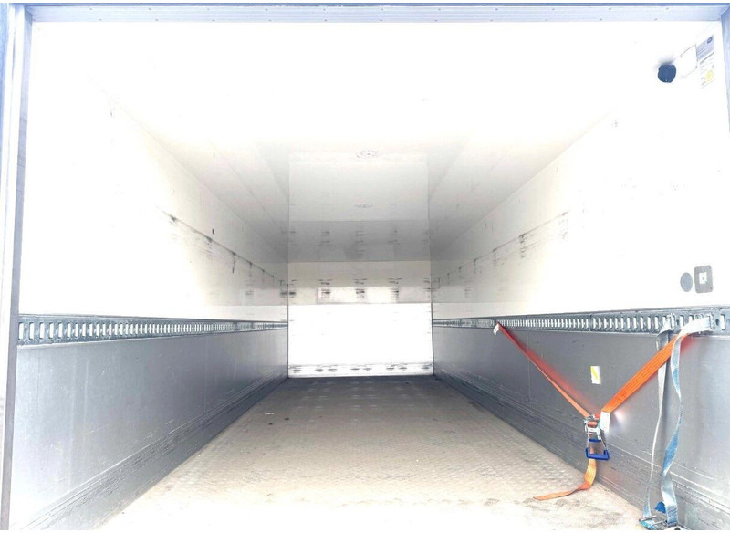 Zakup Iveco 120-250 EUROCARGO Koffer + Tail Lift Iveco 120-250 EUROCARGO Koffer + Tail Lift: slika Zakup Iveco 120-250 EUROCARGO Koffer + Tail Lift Iveco 120-250 EUROCARGO Koffer + Tail Lift