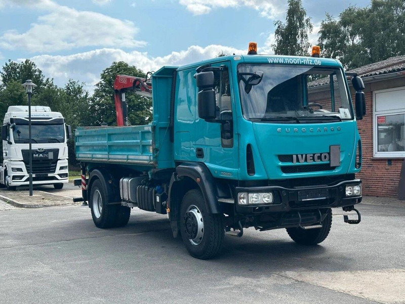 Iveco 150E25 4x4 Tipper + Crane FASSI F70A.0.22 - Kiper, Kamion s kranom: slika Iveco 150E25 4x4 Tipper + Crane FASSI F70A.0.22 - Kiper, Kamion s kranom Iveco 150E25 4x4 Tipper + Crane FASSI F70A.0.22 - Kiper, Kamion s kranom: slika Iveco 150E25 4x4 Tipper + Crane FASSI F70A.0.22 - Kiper, Kamion s kranom