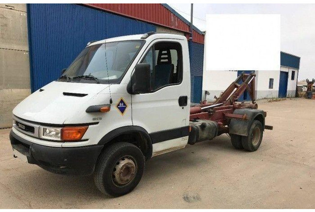 Iveco 65C15 Hook lift truck - Kamion s kukastom dizalicom: slika Iveco 65C15 Hook lift truck - Kamion s kukastom dizalicom Iveco 65C15 Hook lift truck - Kamion s kukastom dizalicom: slika Iveco 65C15 Hook lift truck - Kamion s kukastom dizalicom