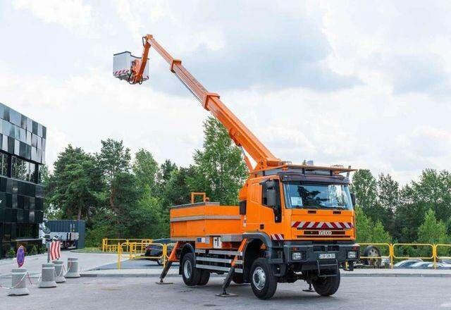 Iveco CURSOR 240 4x4 RUTHMANN T225 22,5 Meters Lift - Podizna platforma montirana na kamion: slika Iveco CURSOR 240 4x4 RUTHMANN T225 22,5 Meters Lift - Podizna platforma montirana na kamion Iveco CURSOR 240 4x4 RUTHMANN T225 22,5 Meters Lift - Podizna platforma montirana na kamion: slika Iveco CURSOR 240 4x4 RUTHMANN T225 22,5 Meters Lift - Podizna platforma montirana na kamion