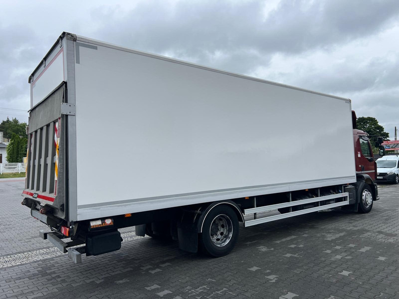 Iveco D 18 250 DTI 18T REFRIGERATOR + LIFT - Kamion hladnjača: slika Iveco D 18 250 DTI 18T REFRIGERATOR + LIFT - Kamion hladnjača Iveco D 18 250 DTI 18T REFRIGERATOR + LIFT - Kamion hladnjača: slika Iveco D 18 250 DTI 18T REFRIGERATOR + LIFT - Kamion hladnjača